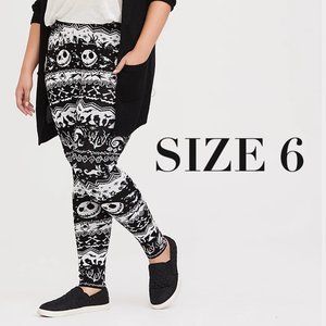NIGHTMARE BEFORE CHRISTMAS LEGGINGS, SIZE 6!